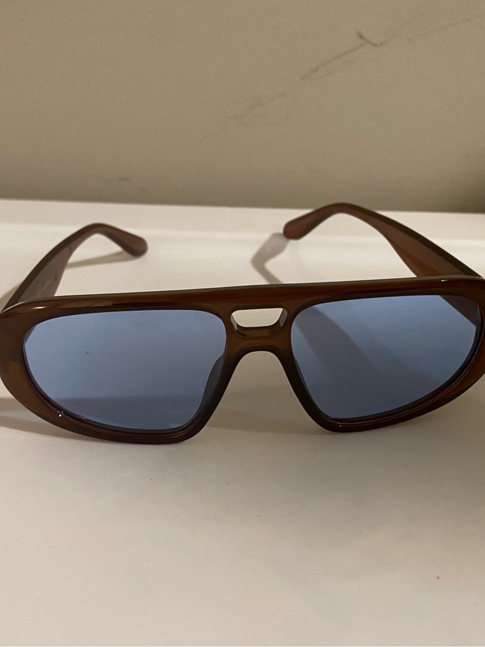 Free People Cruise Aviators Sunglasses With Blue Lens NWOT - Picture 3 of 5